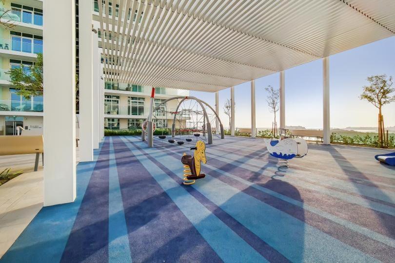 Lux Bnb I Sun Rise Bay I Palm & Sea View Daire Dubai Dış mekan fotoğraf