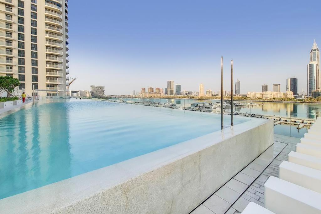 Lux Bnb I Sun Rise Bay I Palm & Sea View Daire Dubai Dış mekan fotoğraf