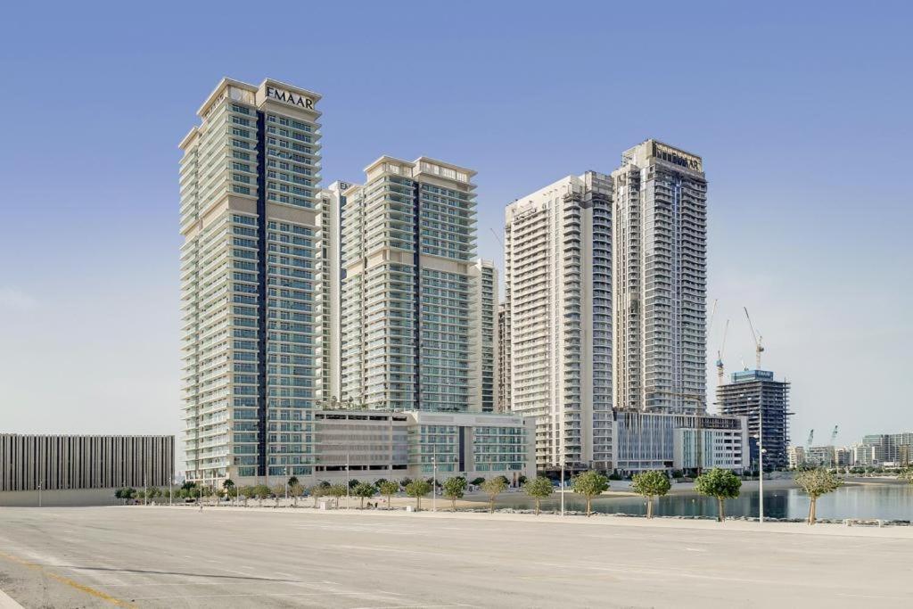 Lux Bnb I Sun Rise Bay I Palm & Sea View Daire Dubai Dış mekan fotoğraf